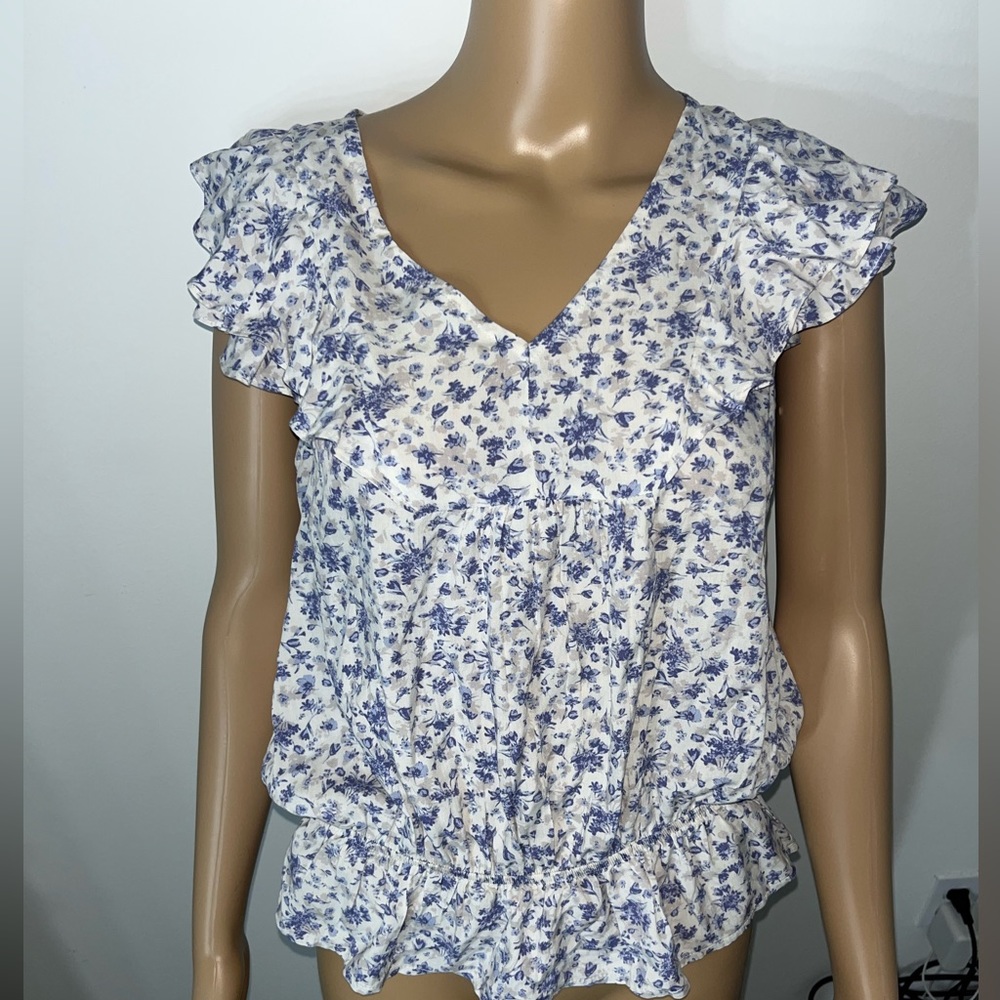 Doe & Rae Womens Floral Blouse Used But In Good Condition Perfect For Work Small